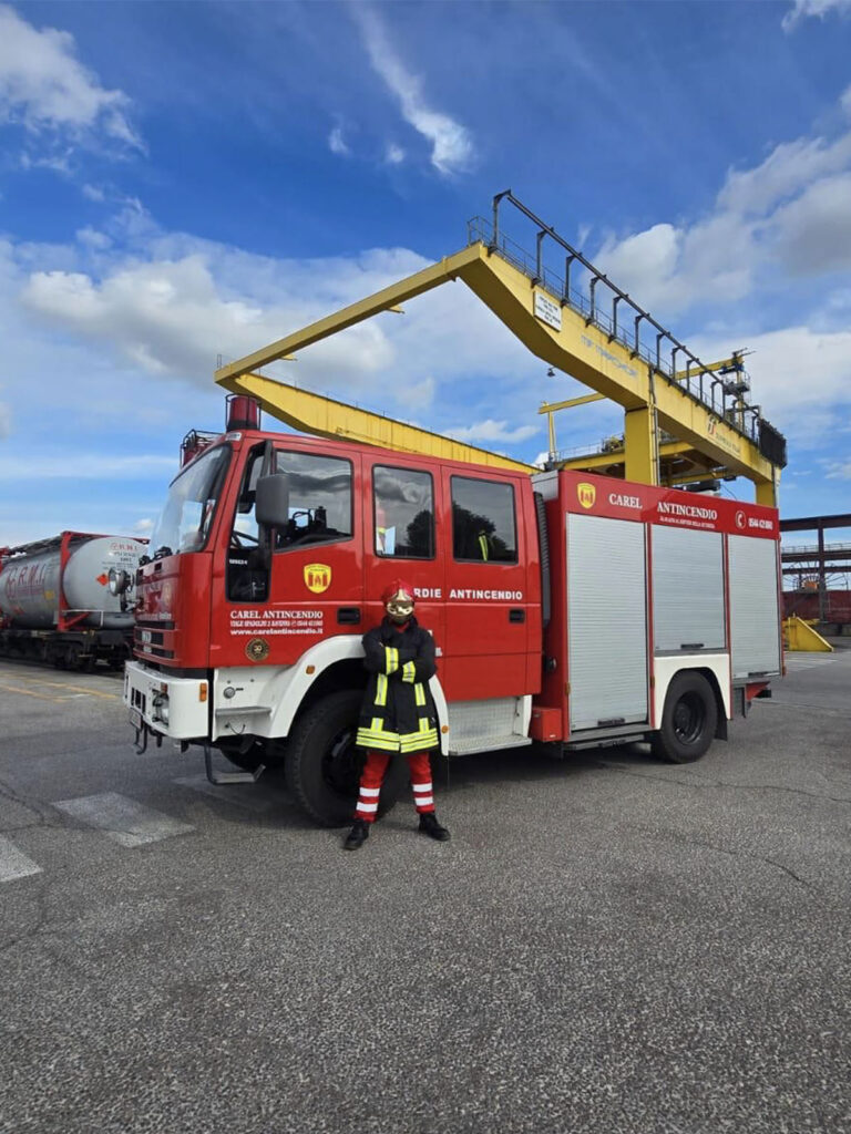 camion attrezzature antincendio